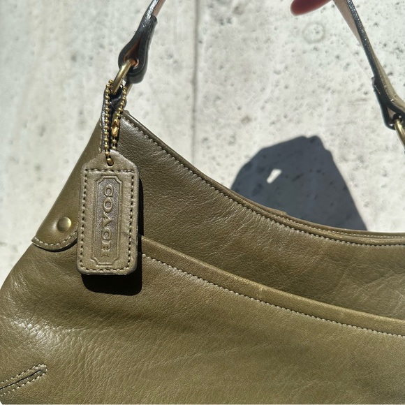 RARE Vintage 2002 Coach Legacy 9604 Milbrook Demi Leather Hobo Bag - Picture 8 of 14